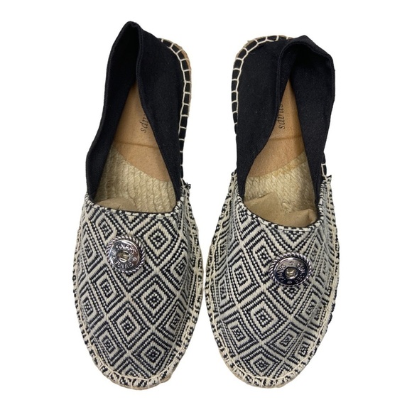 Ginger Snaps Women’s Espadrille Cross Stitching Slip-on Flat Shoes Size 8 NEW - Picture 11 of 12